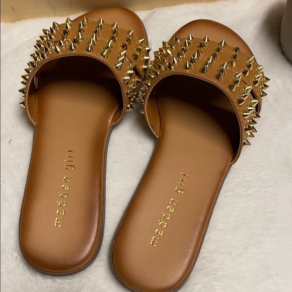 Madden Girl Farroh Sandal - Picture 4 of 6